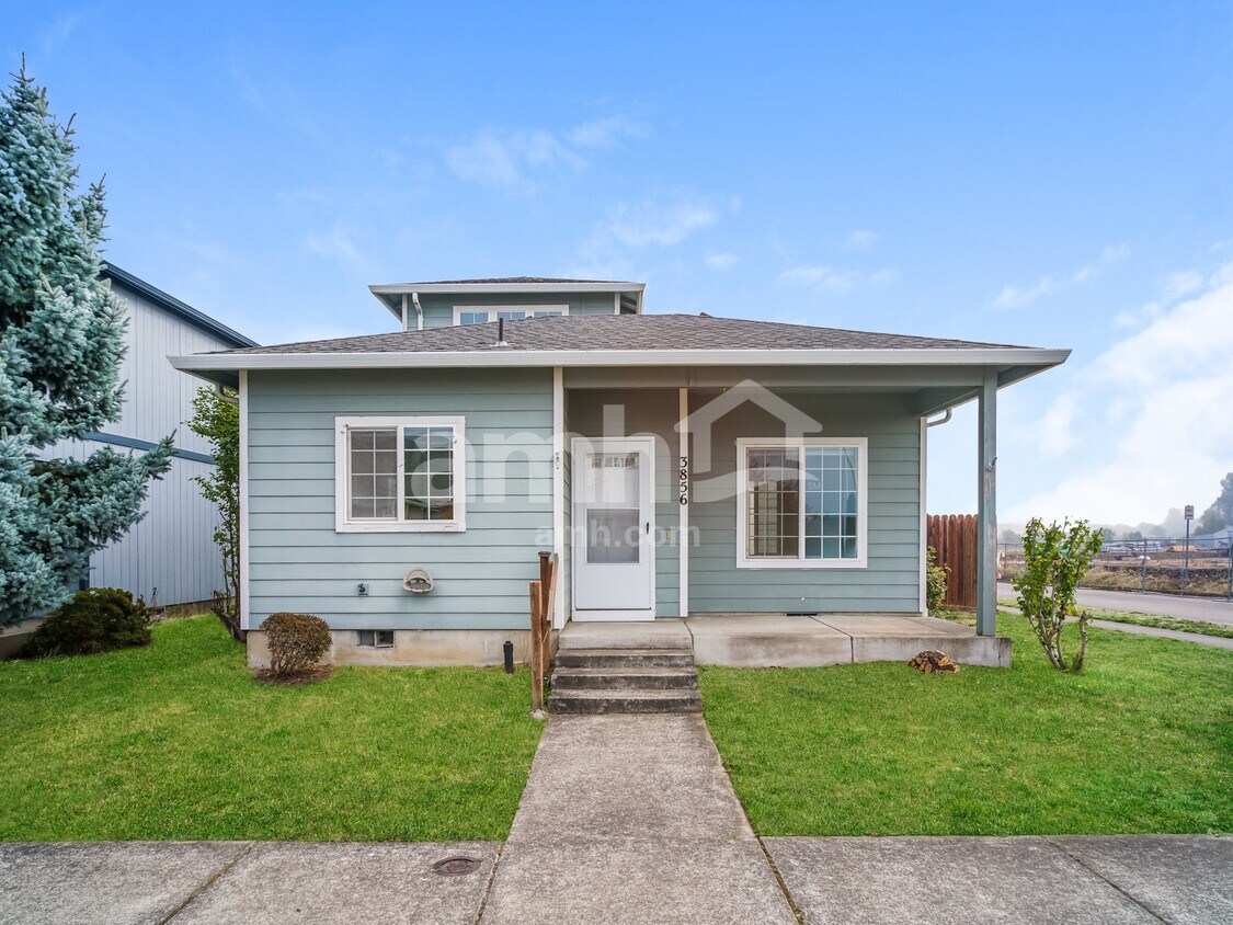 Foto principal - 3856 Oranda St