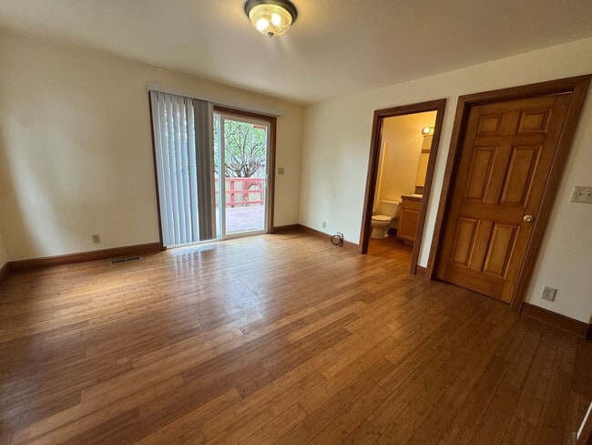 Building Photo - 1205 Aloha Way