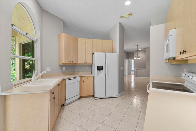 Foto del edificio - **Beautiful 3/2 home and a prime location!**