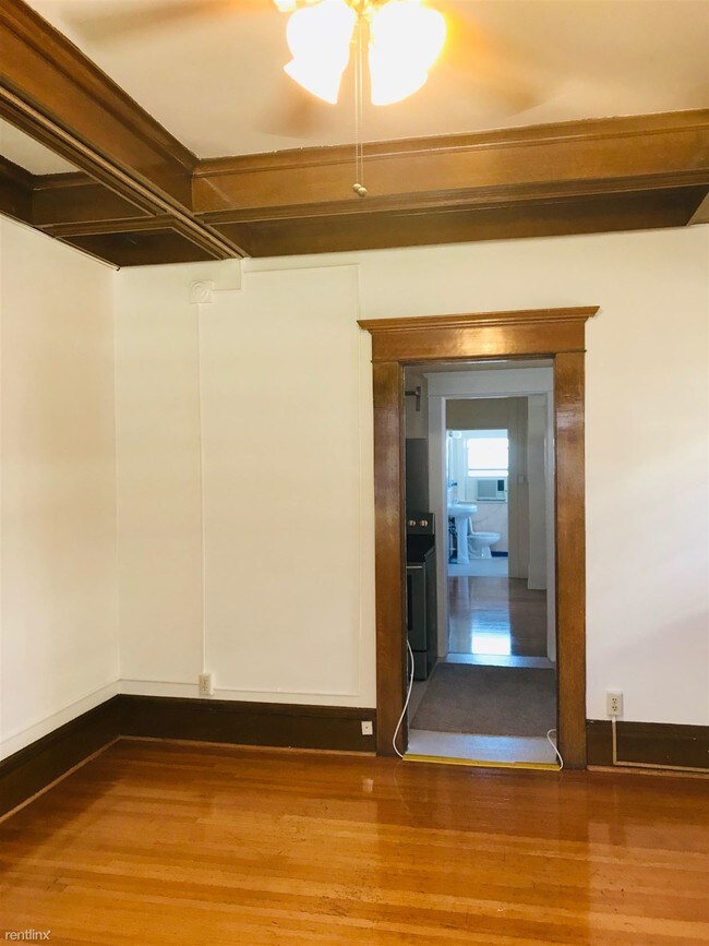 Building Photo - 1 br, 1 bath Apartment - 164 S 1300 E Apt 2