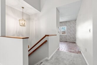 Building Photo - 5 Fillmore Rd