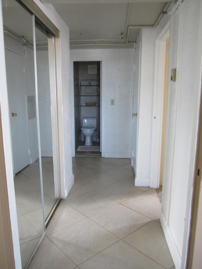 Foto del edificio - 311 W Ashley St