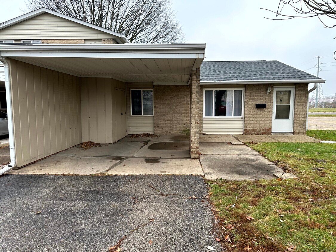 21 Florentine Ct, Pekin, IL 61554 House Rental in Pekin, IL