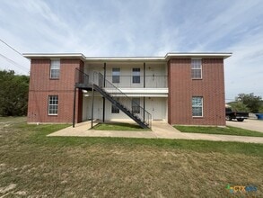 Building Photo - 1016 North Dr