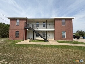 Building Photo - 1016 North Dr