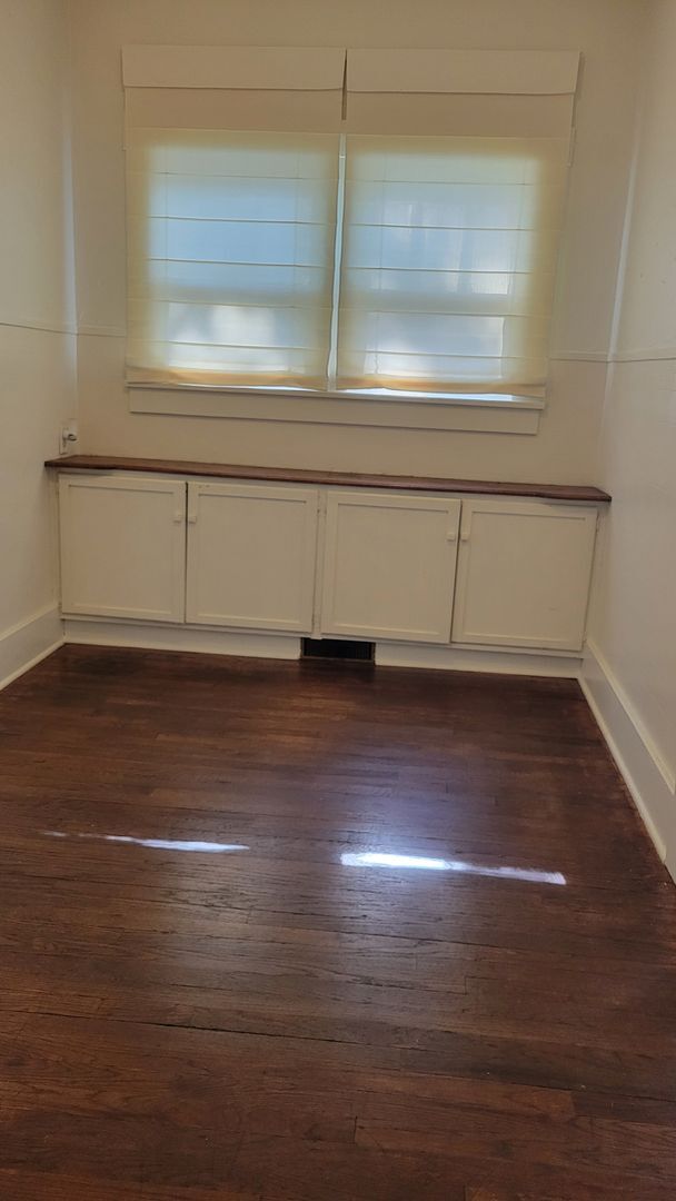Foto del edificio - PRE-LEASING!! AVAILABLE JUNE 10TH! 3 Bedroom/1 Bathroom House