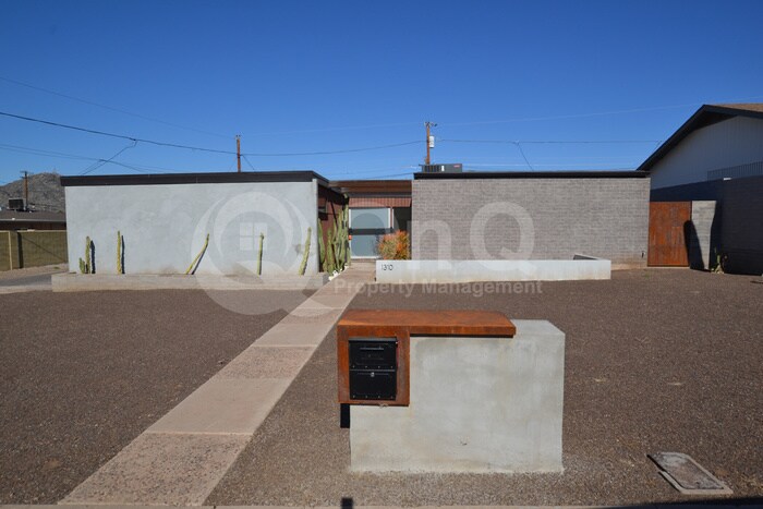 Primary Photo - Remodeled Phoenix Home!