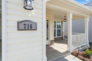 Building Photo - 716 Goodale Dr