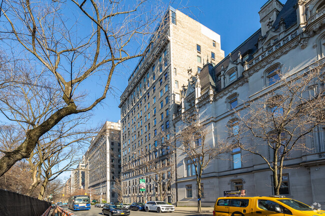 Foto del edificio - 1115 Fifth Ave