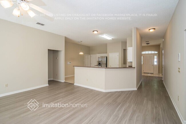 Building Photo - 11952 Collins Creek Dr