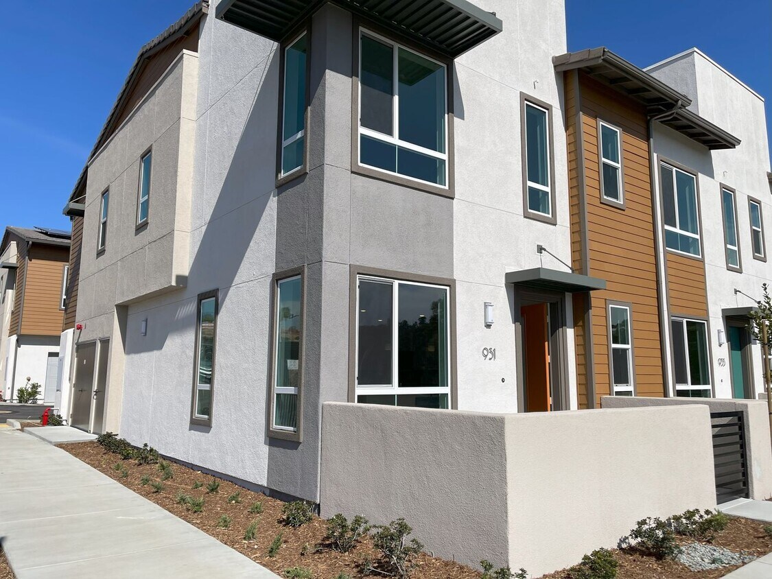 Foto principal - Introducing a Stunning New Build, Never Li...