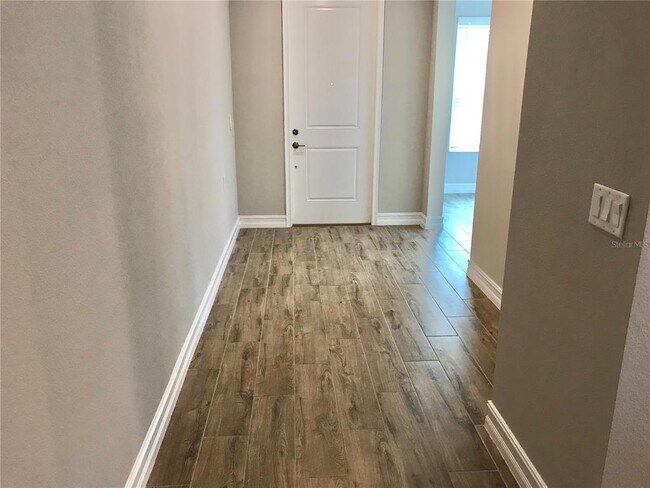 Foto del edificio - 8213 Olympic Stone Cir