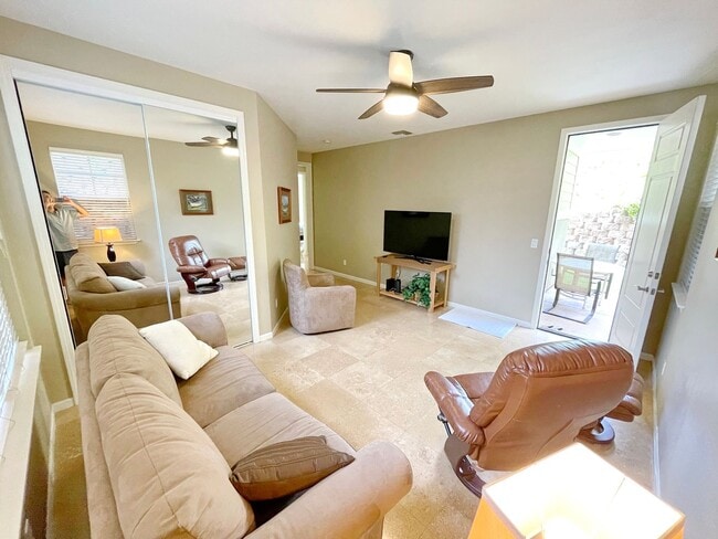 Building Photo - Elegant 1-Bedroom Retreat in Prestigious South Maui Neighborhood w/ Utilities Included – Availabl...