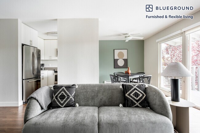 Foto del edificio - 707 Bounty Dr