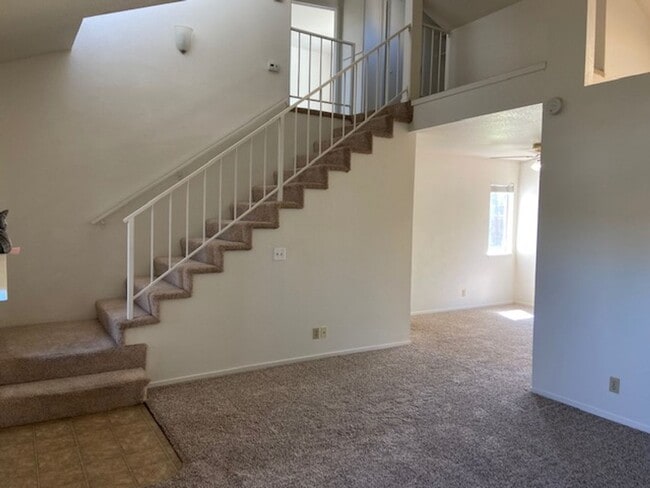 Building Photo - Two-story Style Home Located in Charming N...