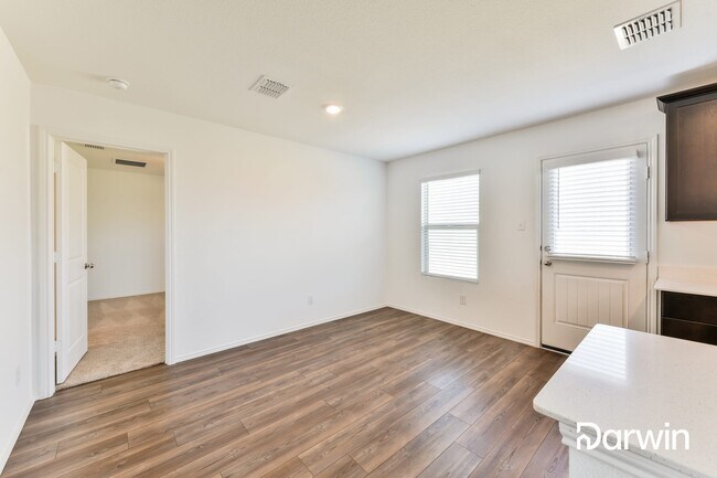 Foto del edificio - 14341 Desert Rain Trail, Fort Worth, TX 76052