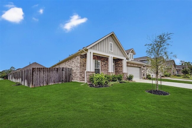 Building Photo - 25403 Kidwiler Dr