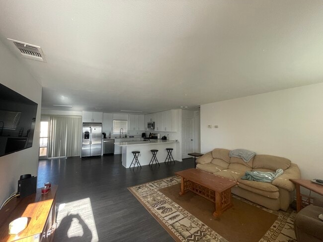 Open layout - 73641 Sunnyslope Dr