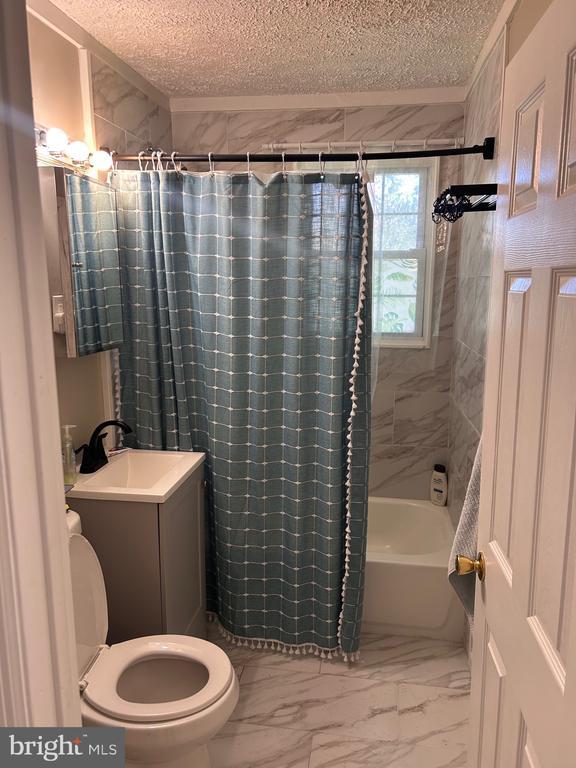 Foto del edificio - 145 Wilson St