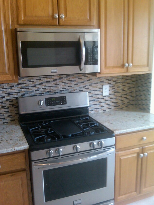 Kitchen - 59-68 Fresh Pond Rd