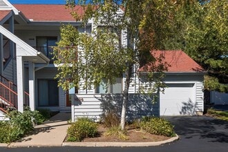 Building Photo - 1036 Lookout Dr