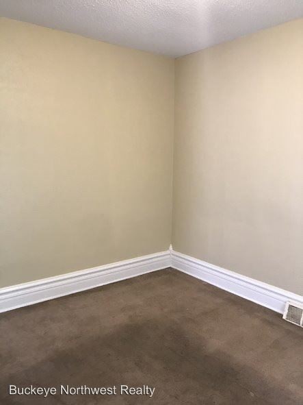 Foto del edificio - 4 br, 1 bath House - 621 Woodland Ave