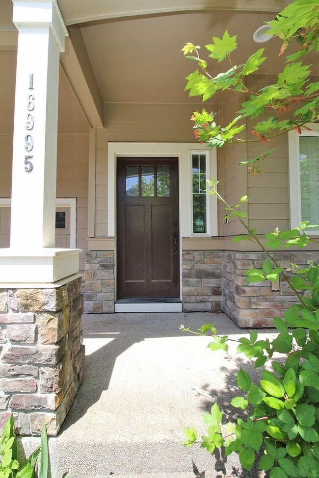 Building Photo - 16995 NW Trillium St