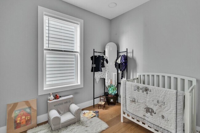 Foto del edificio - 19 Plymouth St