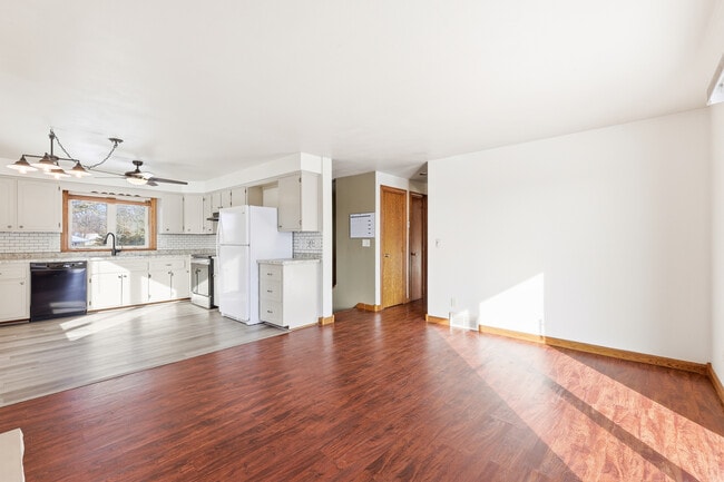 Foto del edificio - 809 W Ridgeview Dr