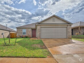 Building Photo - 9724 Saddle Dr