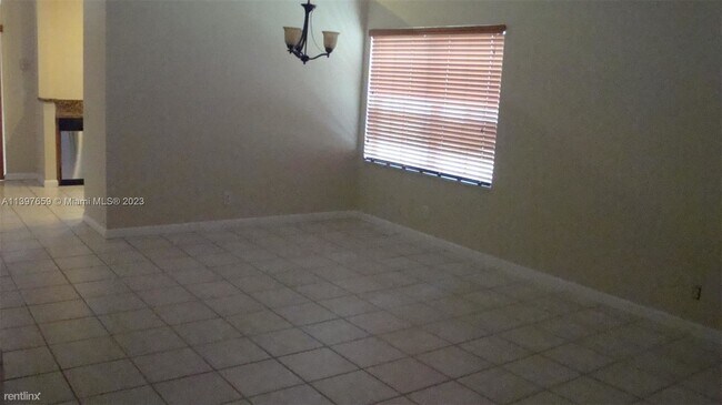 Building Photo - 3 br, 2 bath House - 4302 Foxtail Ln # 4302