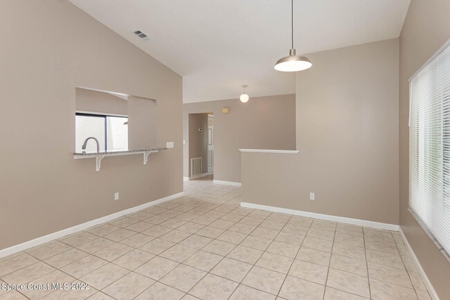 Foto del edificio - 382 Cypress Point Dr