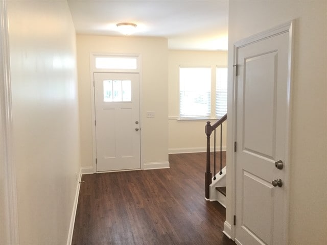 Building Photo - 1019 Cambrook Court