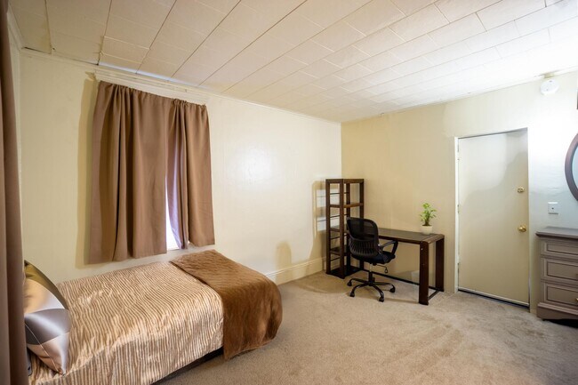 Foto del edificio - 113 Comstock Pl