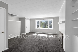 Building Photo - 4470 Seneca St