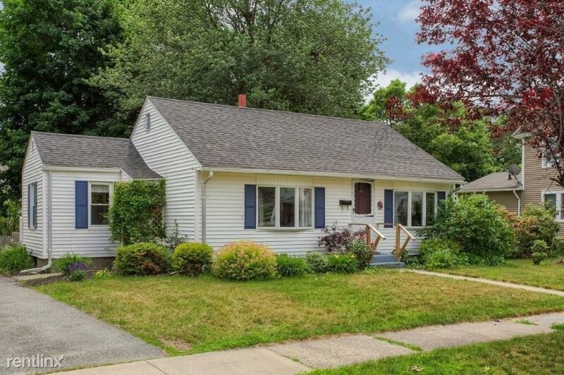 Primary Photo - 2 br, 1.5 bath House - 43 Lawnwood Ave