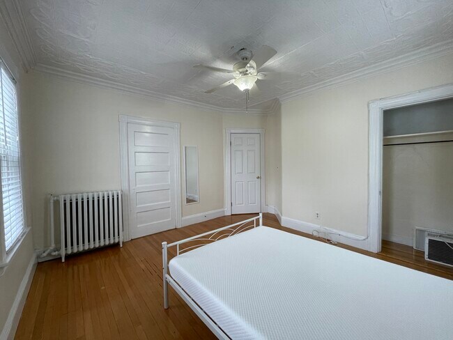 Foto del edificio - 63 Fairbanks St