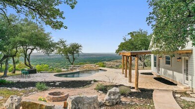 Building Photo - 1161 Las Colinas Dr