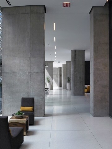 Foto del edificio - 600 N Fairbanks Ct