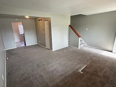 Foto del edificio - 2472 Warren Pky