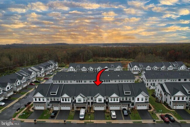 Foto del edificio - 9 Clover Ln