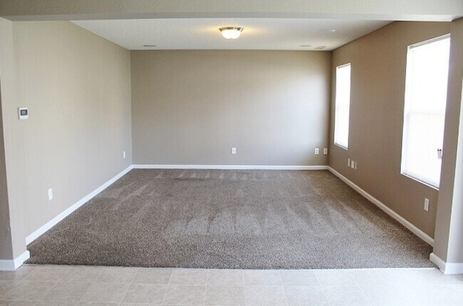 Building Photo - 10444 Apple Creek Dr