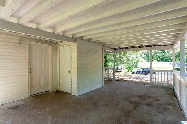 Building Photo - 204 Mccormick Ave