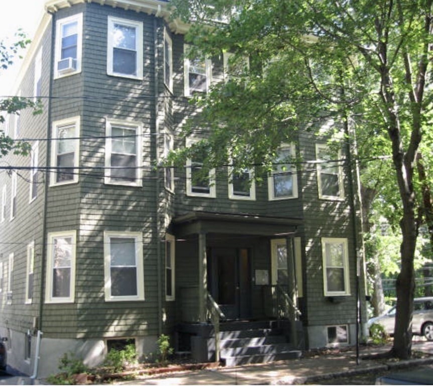 Primary Photo - 1 Brook St