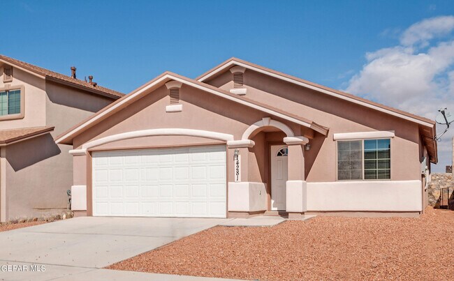 Building Photo - 14281 Lasso Rock Dr