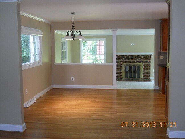 Foto del edificio - Murray Hill renovated single family house