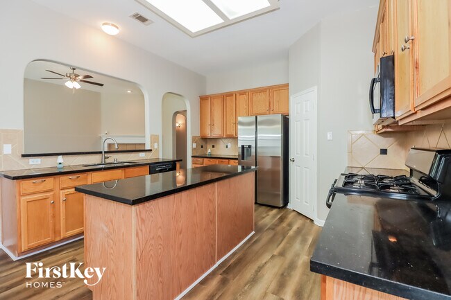 Foto del edificio - 4515 Bridgevillage Dr