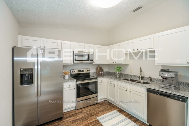 Foto del edificio - 956 Chalmet Ln