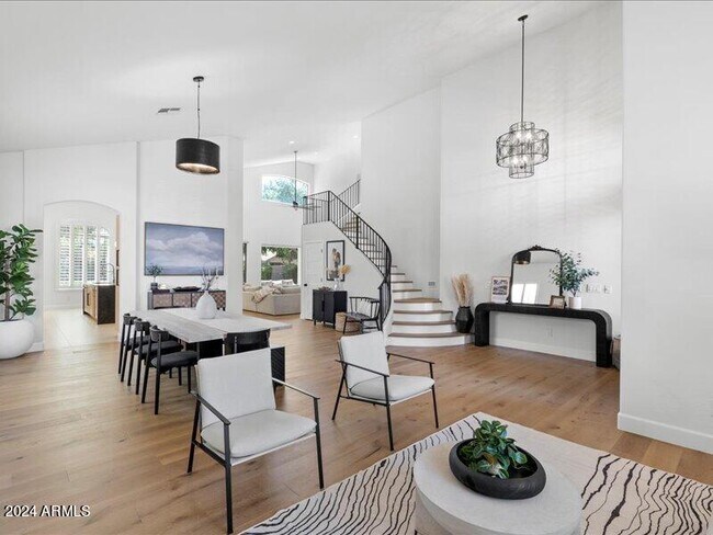 Building Photo - 2109 S Sailors Way