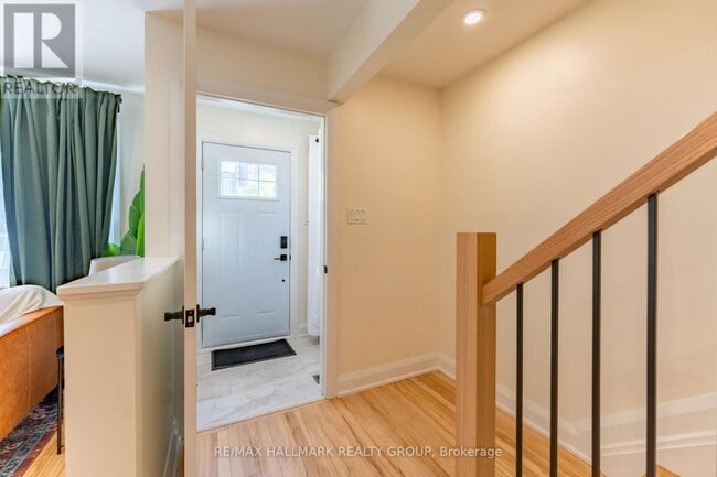 Building Photo - 820 Grenon Ave